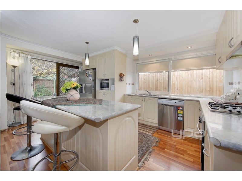 10 Camms Way, Meadow Heights VIC 3048