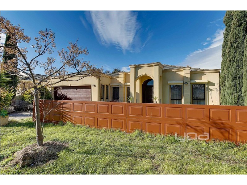 4 Wisla Circuit, Roxburgh Park VIC 3064