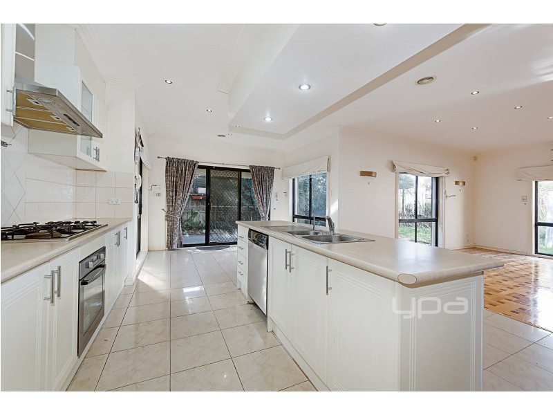 4 Wisla Circuit, Roxburgh Park VIC 3064
