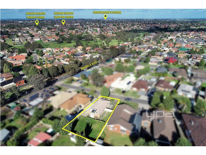 8 Themeda Court, Meadow Heights VIC 3048