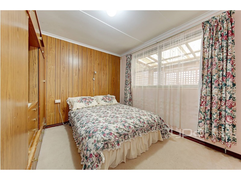 23 Guildford Avenue, Coolaroo VIC 3048