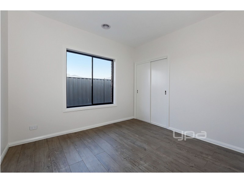 12 Recreation Street, Roxburgh Park VIC 3064