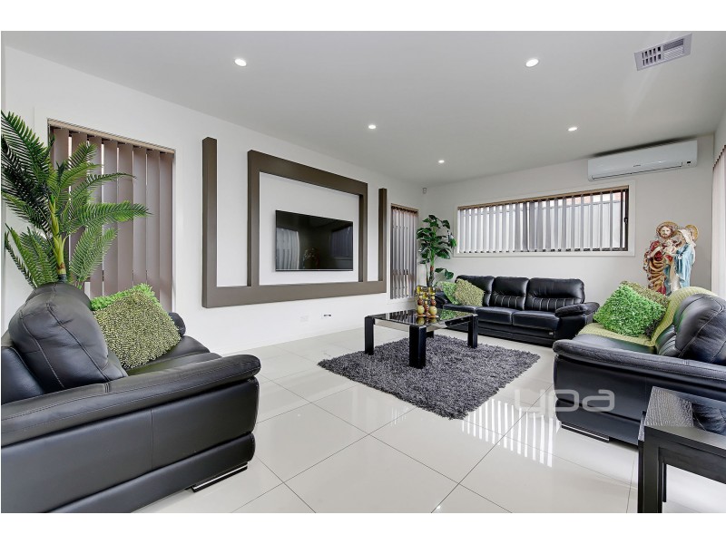6 Style Way, Craigieburn VIC 3064