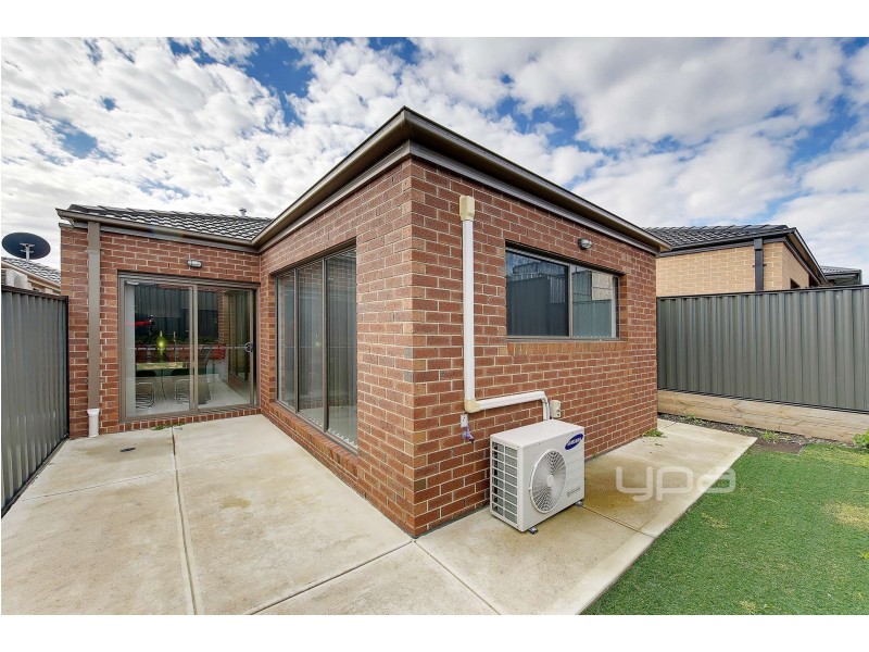6 Style Way, Craigieburn VIC 3064