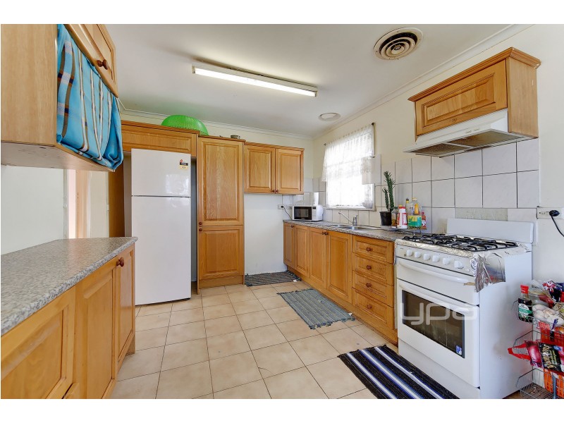 44 Longford Crescent, Coolaroo VIC 3048