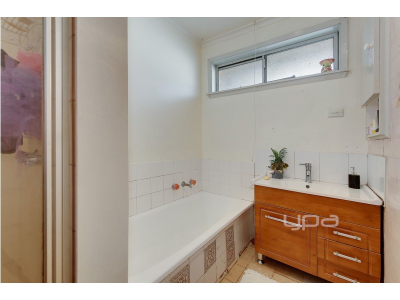 44 Longford Crescent, Coolaroo VIC 3048