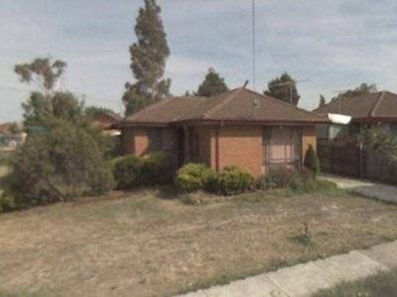 69 Woodburn Crescent, Meadow Heights VIC 3048