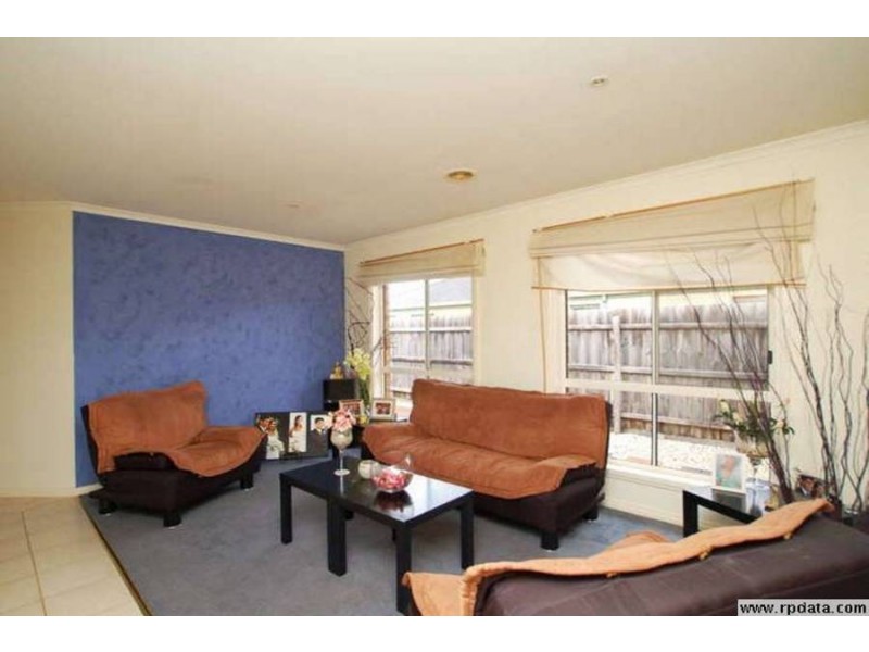 41 Rio Grande Drive, Roxburgh Park VIC 3064