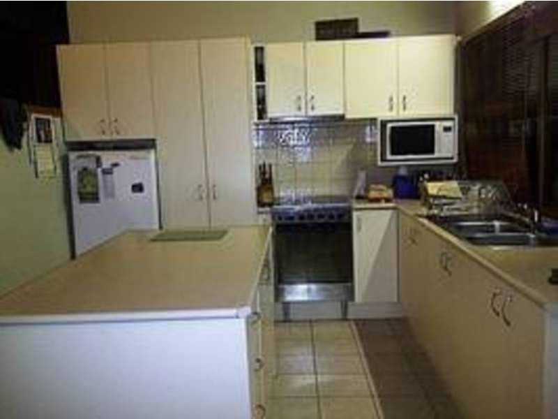 11 Morris Court, Meadow Heights VIC 3048