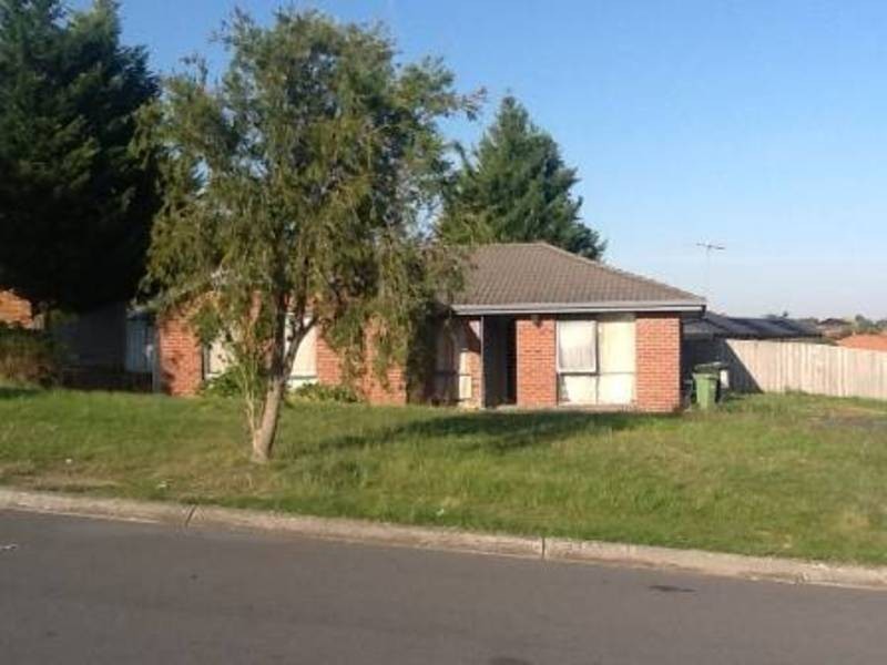 10 Burgan Place, Meadow Heights VIC 3048