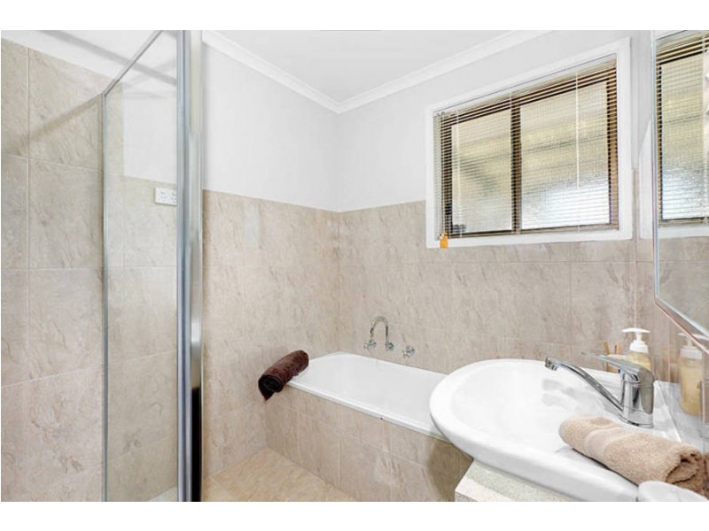 4 Tarcoola Avenue, Meadow Heights VIC 3048