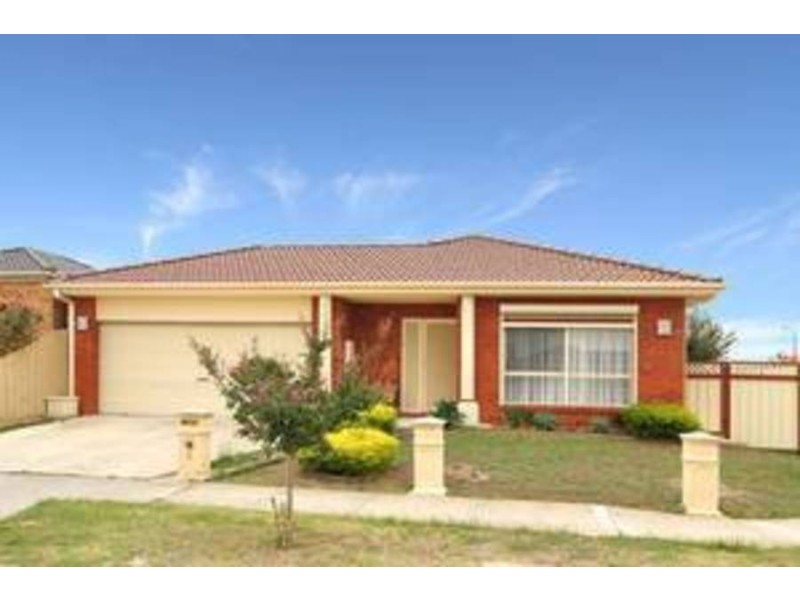 5 Pecos Place, Roxburgh Park VIC 3064