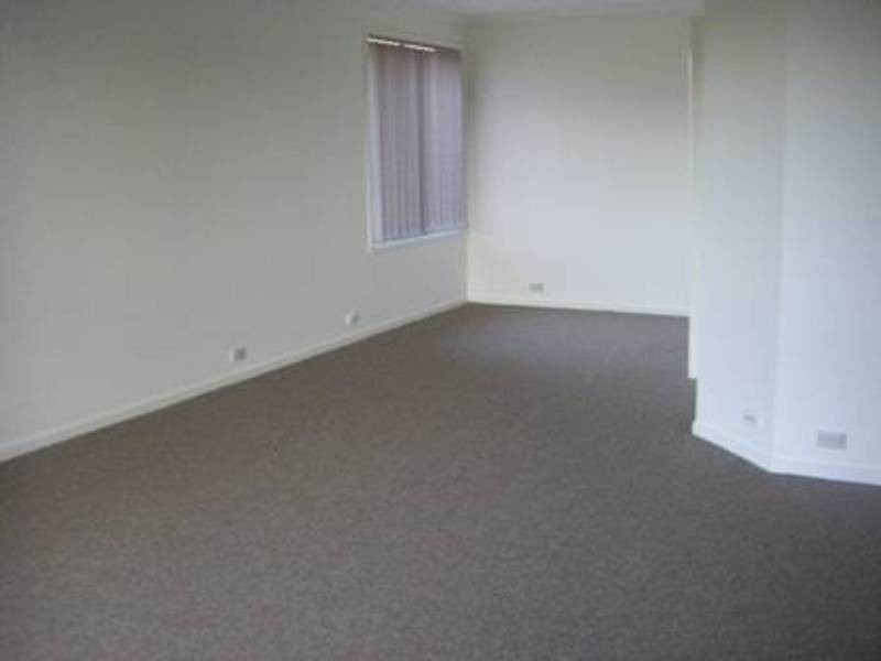 5 Goodenia Close, Meadow Heights VIC 3048