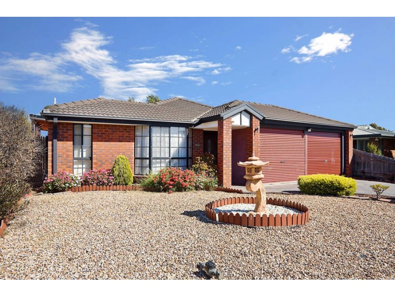 14 Gibney Close, Roxburgh Park VIC 3064