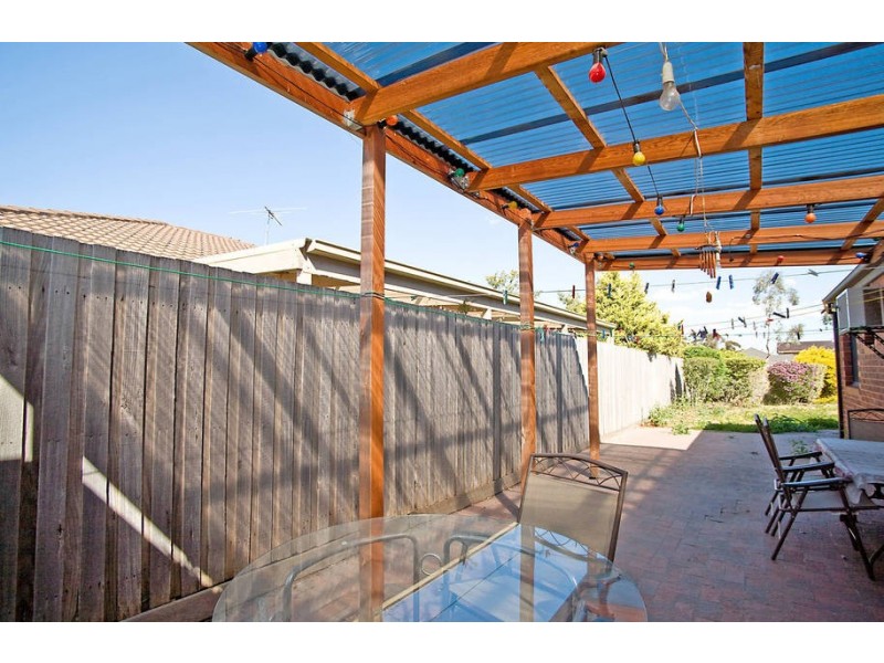 14 Gibney Close, Roxburgh Park VIC 3064