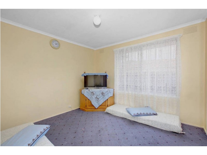 21 Tooradin Avenue, Dallas VIC 3047