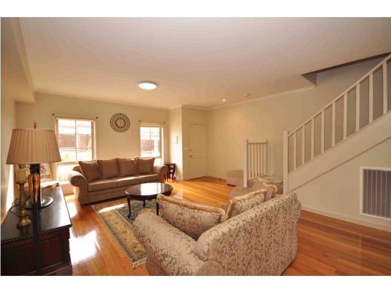 14/67 RAVENHILL BLVD, Roxburgh Park VIC 3064