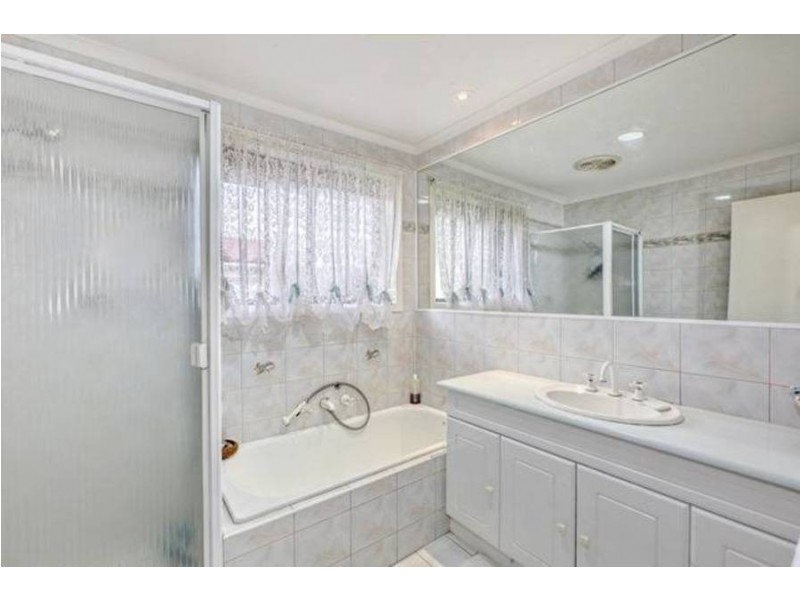 3  Jarrot Court, Meadow Heights VIC 3048