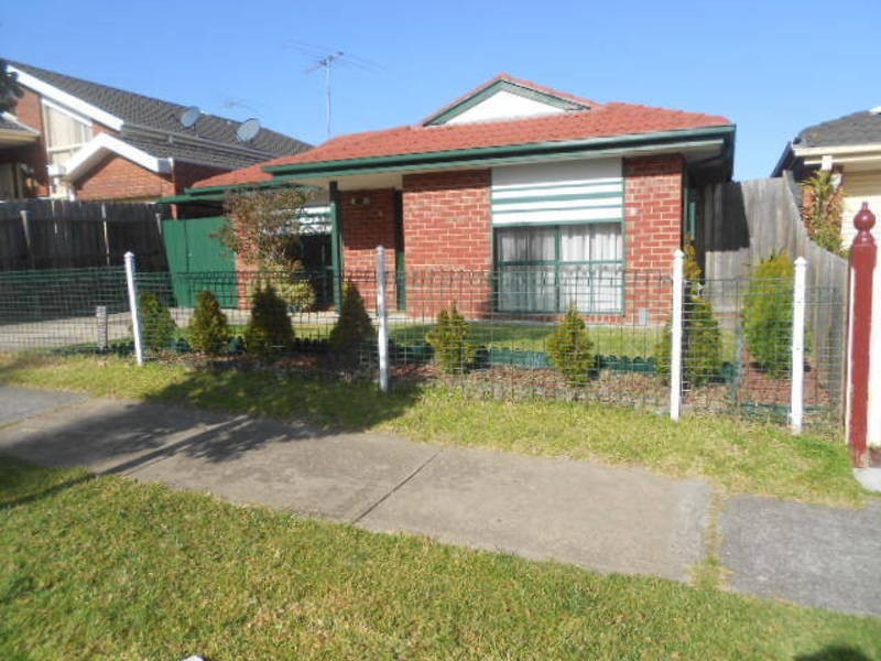 22 Tarcoola Avenue, Meadow Heights VIC 3048