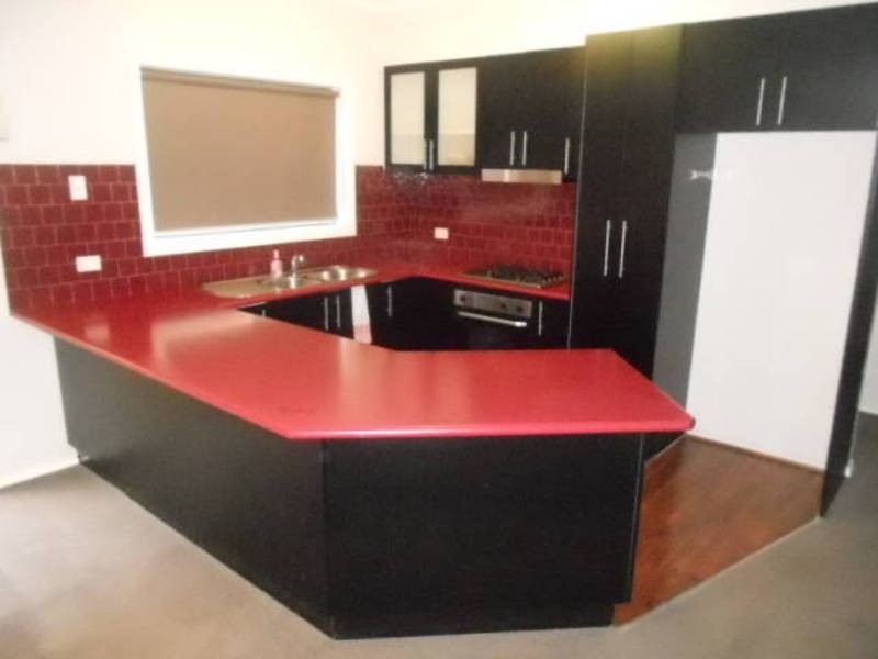 5 Franklin Avenue, Roxburgh Park VIC 3064