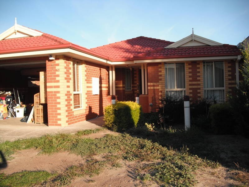 7  Hemsworth Court, Roxburgh Park VIC 3064