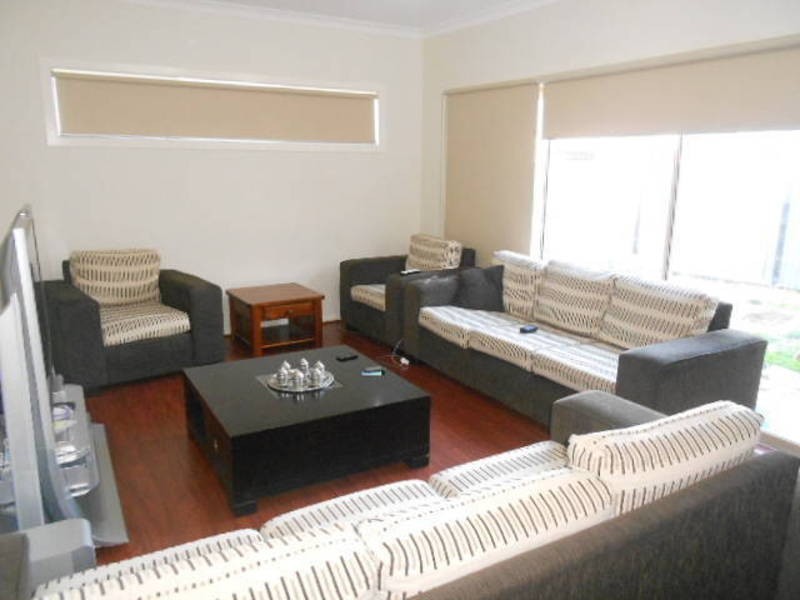 84 Thoresby Circuit, Craigieburn VIC 3064