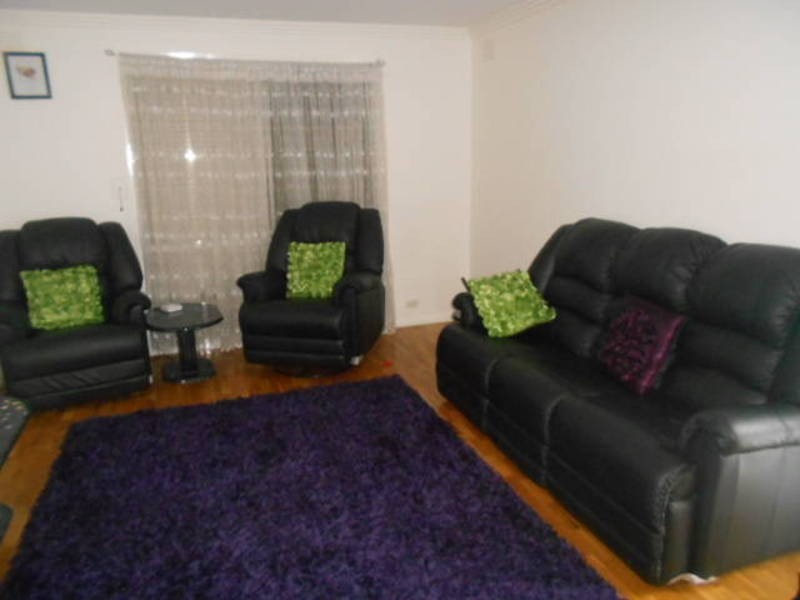 1/86 Malmsbury Drive, Meadow Heights VIC 3048