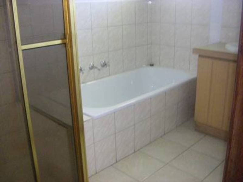 17a Sheoak Court, Meadow Heights VIC 3048