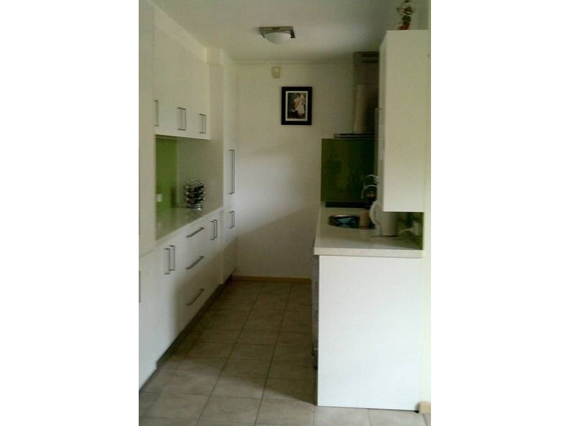 12 ROKEWOOD CRESCENT, Meadow Heights VIC 3048