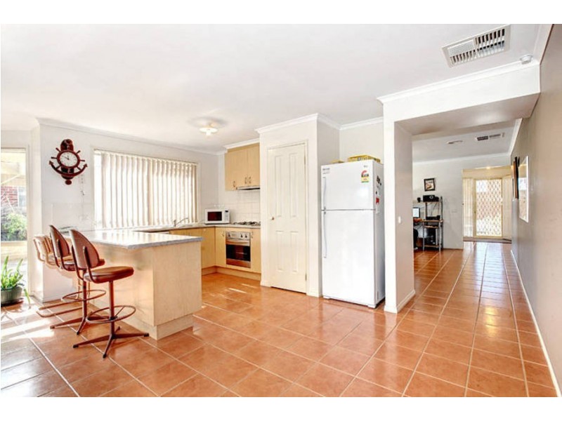 59 Salween Crescent, Roxburgh Park VIC 3064