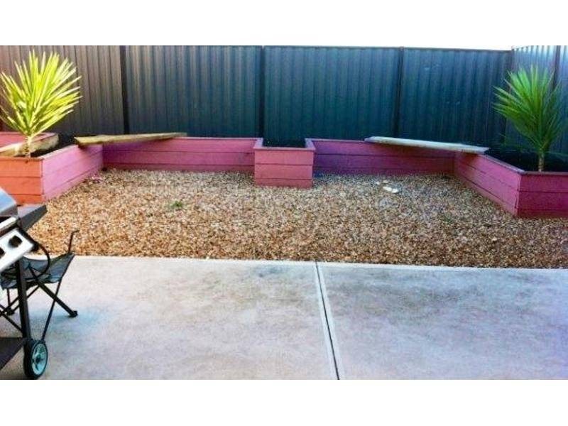 32 Beechworth Ave, Greenvale VIC 3059