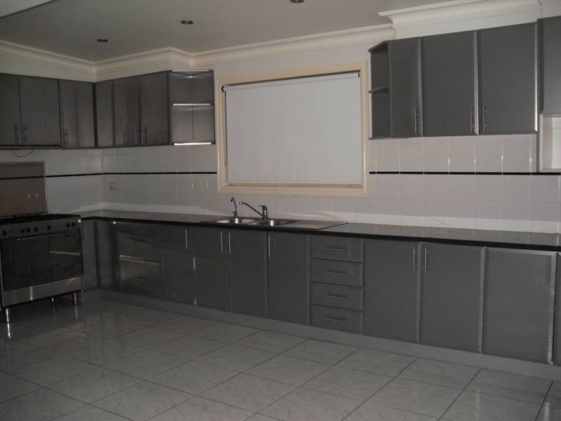 8 Donald Street, Dallas VIC 3047