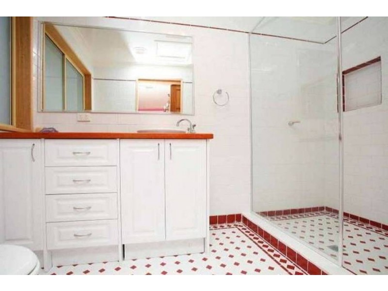 28 Newlyn Drive, Craigieburn VIC 3064