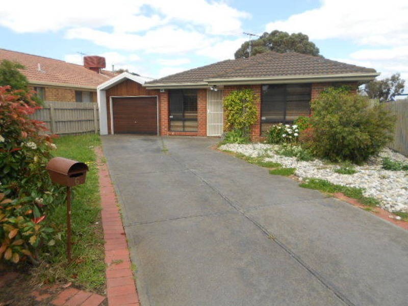 6 Norton Place, Roxburgh Park VIC 3064