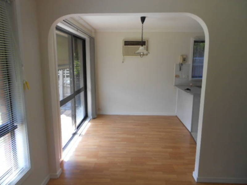 1/28 Mitchell Crescent, Meadow Heights VIC 3048