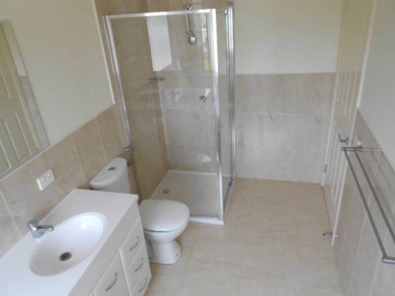 2/15 Castella Court, Meadow Heights VIC 3048