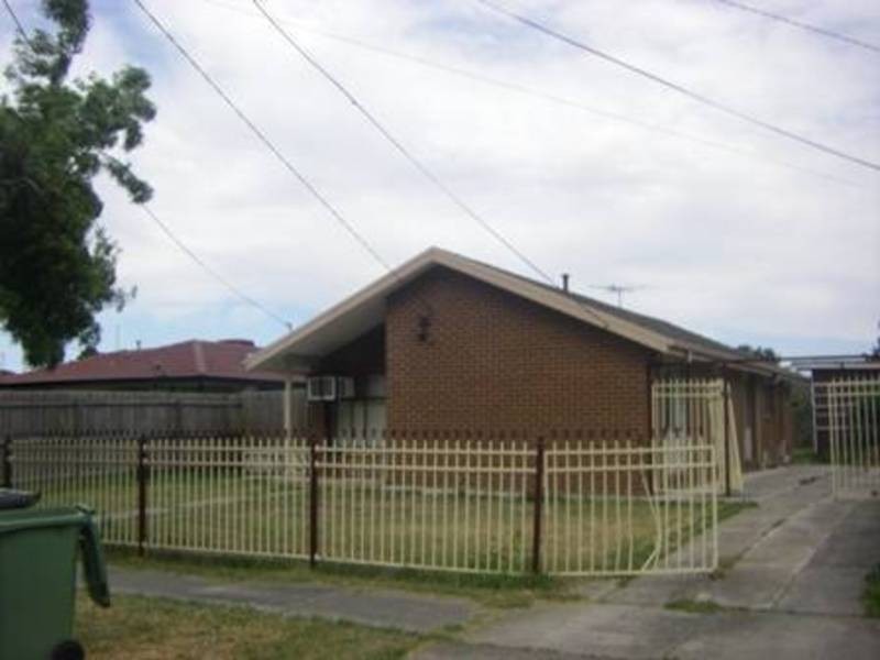 19 Moyston Court, Meadow Heights VIC 3048