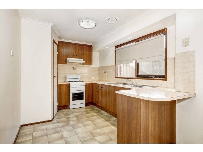 10 DUTTON COURT, Meadow Heights VIC 3048