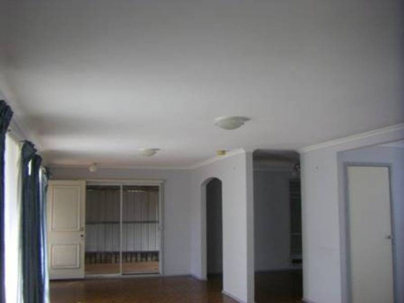 27 Fuschia Place, Meadow Heights VIC 3048