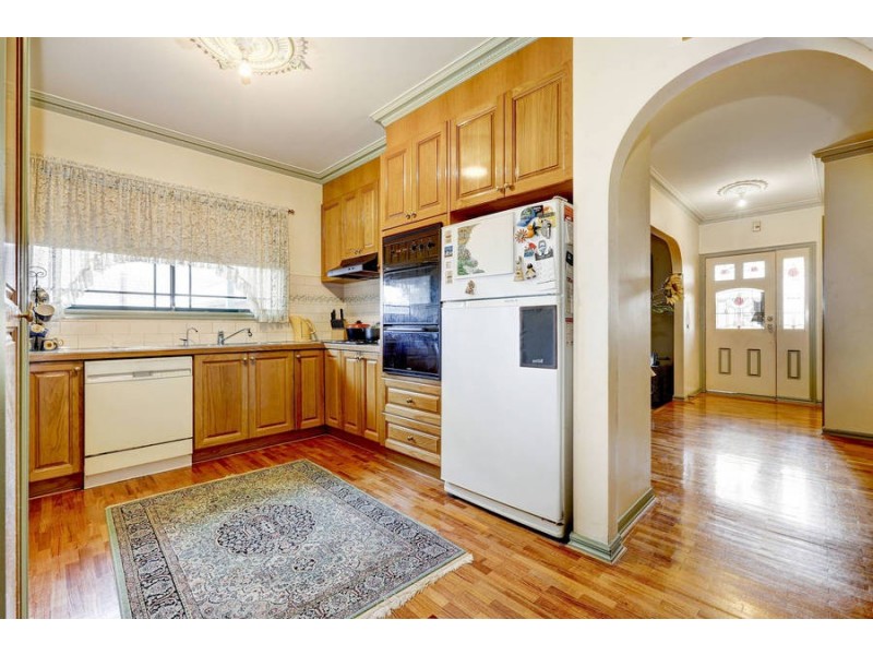 12 Lightwood Crescent, Meadow Heights VIC 3048