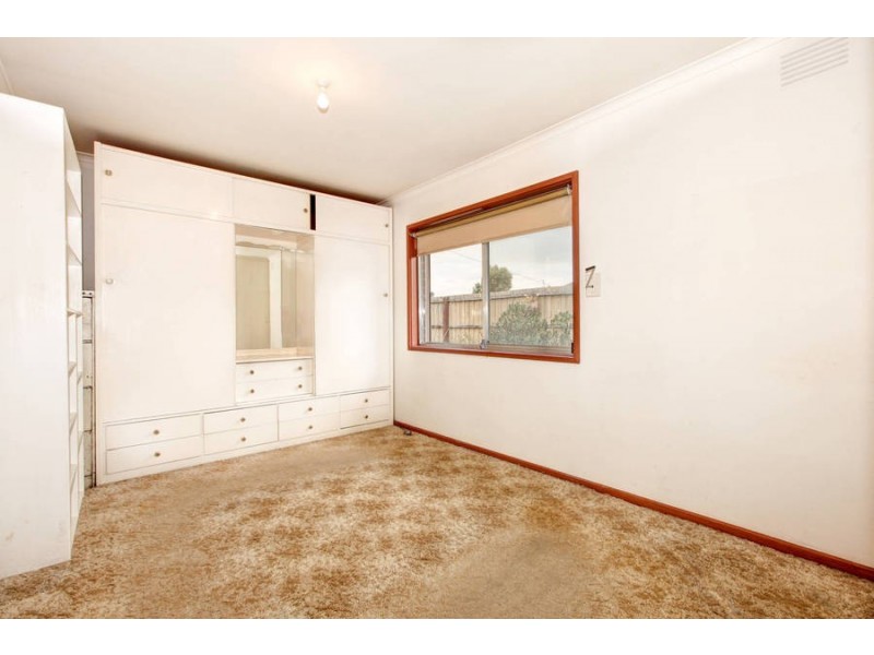 16 Dartmoor Court, Meadow Heights VIC 3048