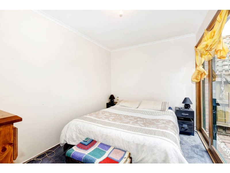 16 WILKINSON COURT, Roxburgh Park VIC 3064