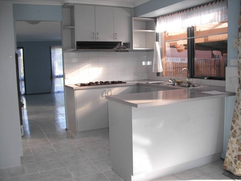 28 FUSCHIA PLACE, Meadow Heights VIC 3048