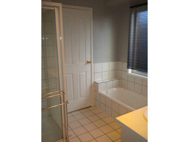 6 MUNRO COURT, Meadow Heights VIC 3048