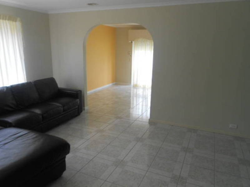 13 Appin Court, Meadow Heights VIC 3048