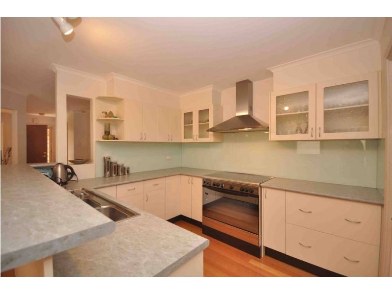 150 Lightwood Crescent, Meadow Heights VIC 3048