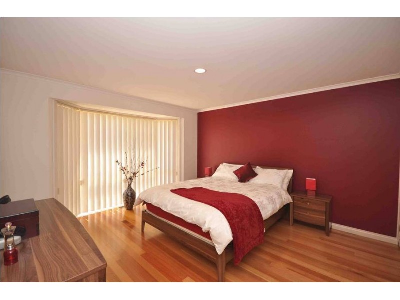 150 Lightwood Crescent, Meadow Heights VIC 3048