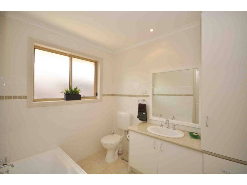 150 Lightwood Crescent, Meadow Heights VIC 3048