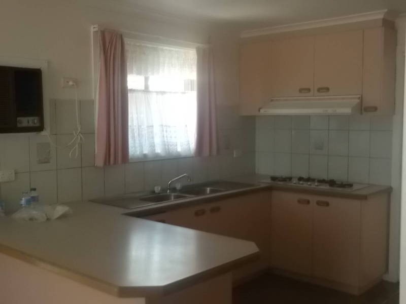 15 Manuka Place, Meadow Heights VIC 3048