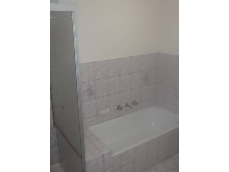 15 Manuka Place, Meadow Heights VIC 3048